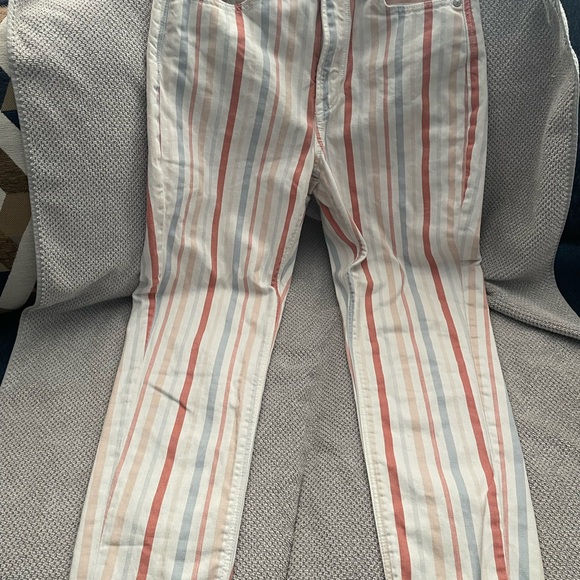 Striped cropped pants - Picture 3 of 4